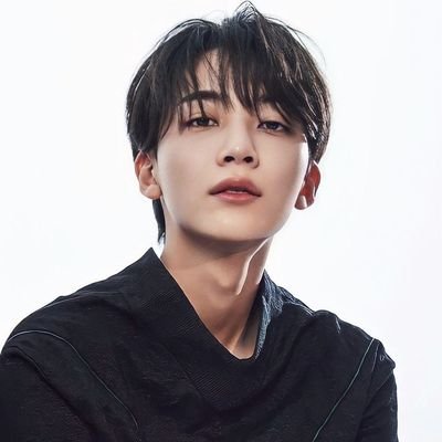 정한 pics's profile picture