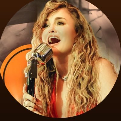 AuraCristinaGeithner's profile picture