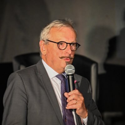 jrcazeneuve's profile picture