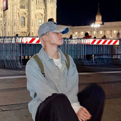 m 🎡's profile picture