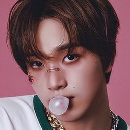 neomarklees's profile picture