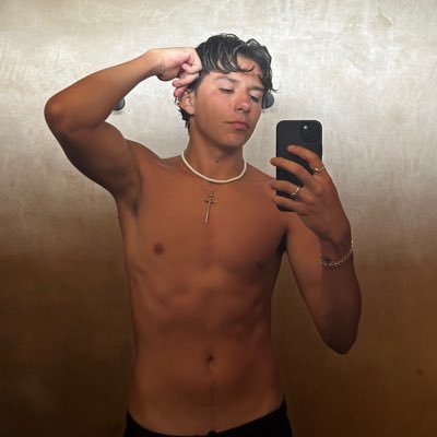 ⚡️'s profile picture