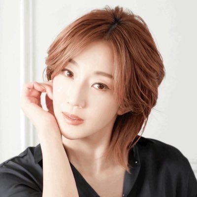 紅ゆずるofficial's profile picture
