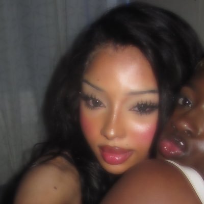 ☆ DIOR ⁷☆'s profile picture