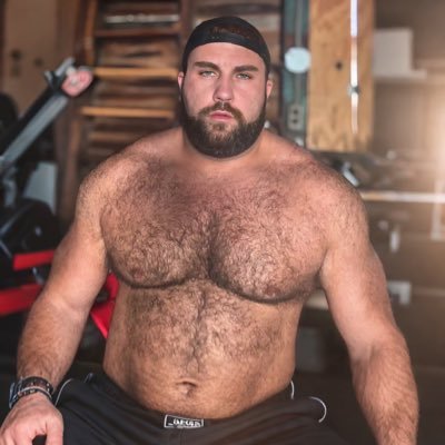 MuscleBearManny's profile picture