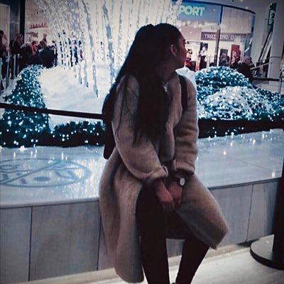 لیلا هستم.🌱's profile picture