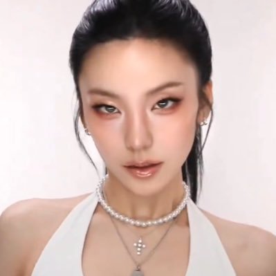 cryuscent's profile picture