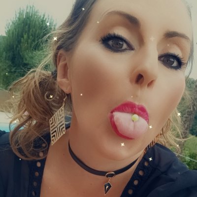 JadeEmeraud's profile picture