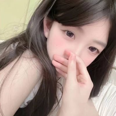 职高吸金杀妈祖宗🖤's profile picture
