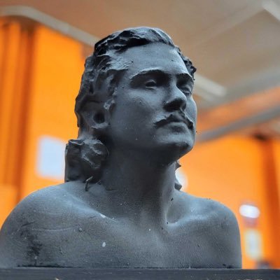Chris Farren's profile picture