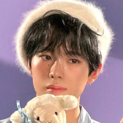ゆい's profile picture