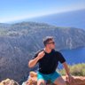 High level profil fotoğrafı