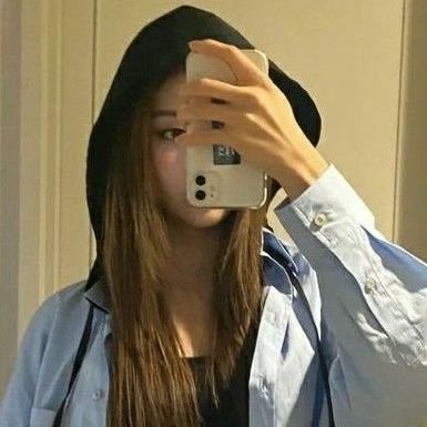 nayeonator's profile picture