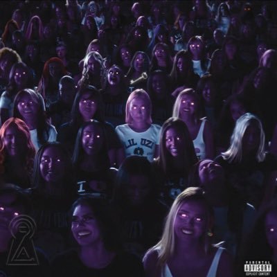 TR's profile picture