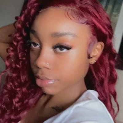 St★rGirl's profile picture