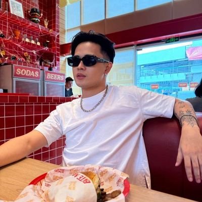MyPhBoysLove's profile picture