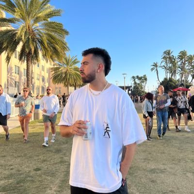 CALL ⬇️ ME ='s profile picture