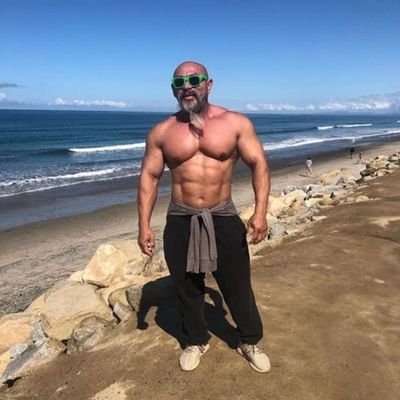 摇裤儿's profile picture