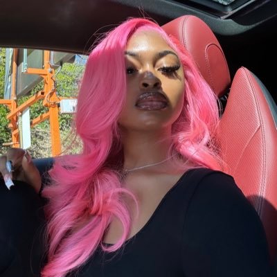 khia's profile picture