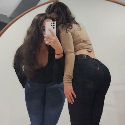 Goddesses Sofia & Emma | Findom's profile picture