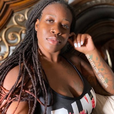 JUICY DESIRE ❤️‍🩹🥀's profile picture