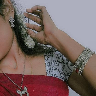 jothilaxmi48909's profile picture
