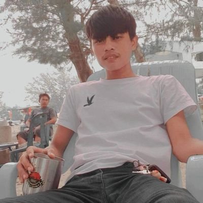 ธนาวัตร กลีบกลาง's profile picture