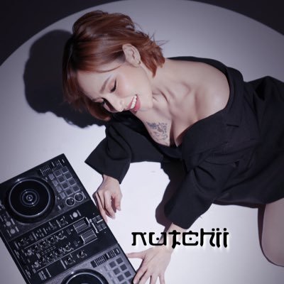 Nutchii D_J's profile picture