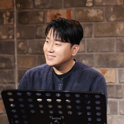 성우 최현수's profile picture