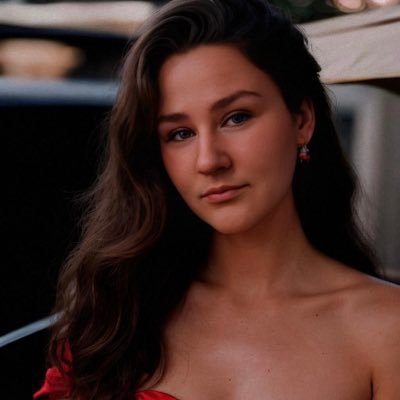 Findom Lionne Rouge's profile picture