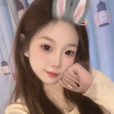 卫校女皇高雨婷卫校女王戴钰琳的狗's profile picture