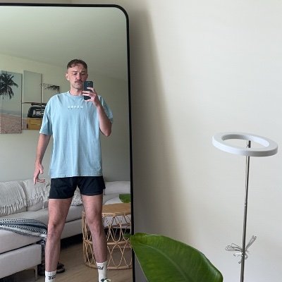 Loganeverettx's profile picture