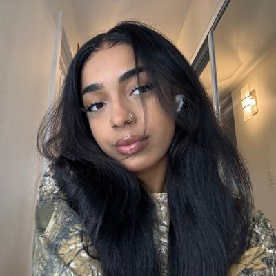 ⁺‧₊˚ 🧸ིྀ Julianna | SAN DIEGO OF ⭐️'s profile picture