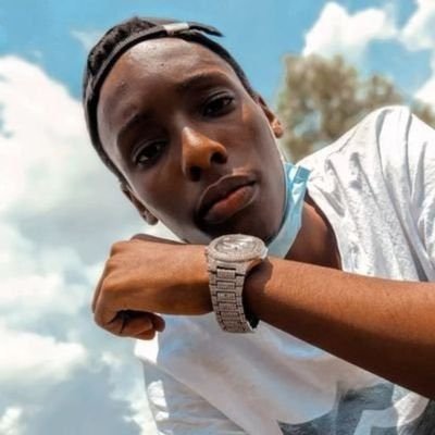 𒆜ʀoʟᴀɴᴅᴏ's profile picture