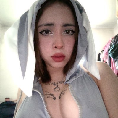 ANNE_GYAL's profile picture