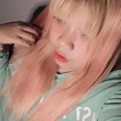 แพรวชอบกินชานม's profile picture