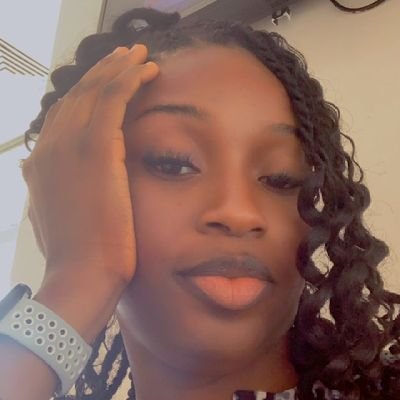 Sophia🦋👑's profile picture
