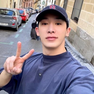iIywh's profile picture