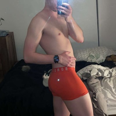 SubToyx's profile picture