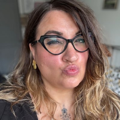 _emilyoram's profile picture