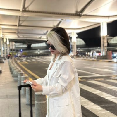 给浮生一支梦's profile picture