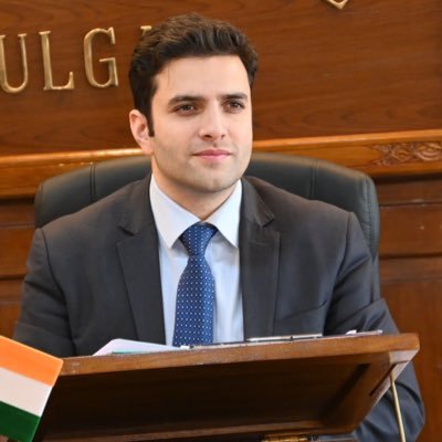 AtharAamirKhan's profile picture
