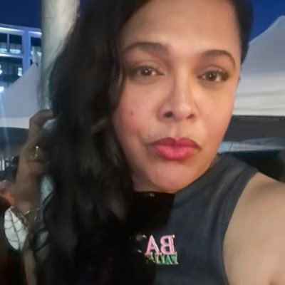 Mona's profile picture