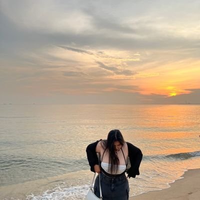 violetnaakaa's profile picture