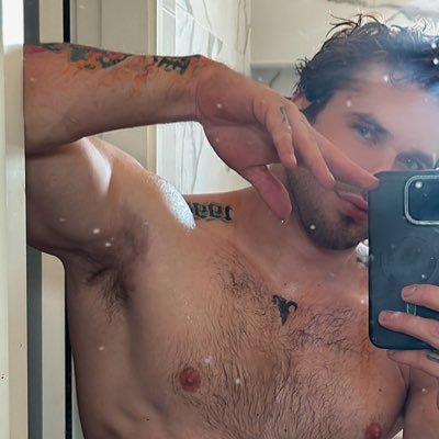 estebangomez's profile picture