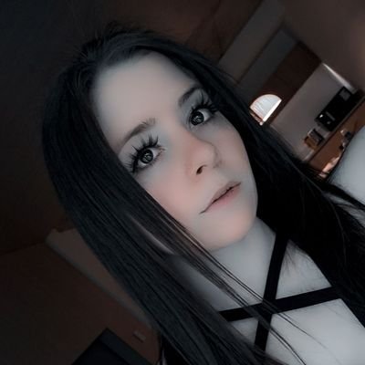 ValvetDevil's profile picture