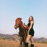 V's profile picture