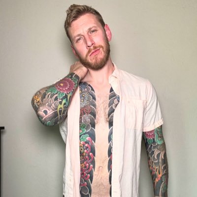 1extrabigtattoo's profile picture