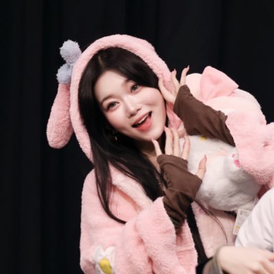 lunasunset1110's profile picture