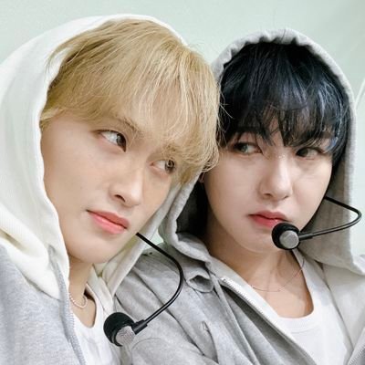 맠런 아카이브's profile picture